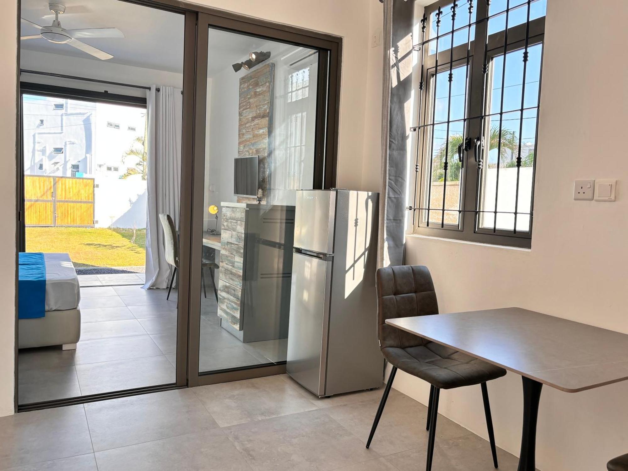 Maison Mont Choisy - One Or Two Bedrooms Apartment Trou aux Biches Ngoại thất bức ảnh